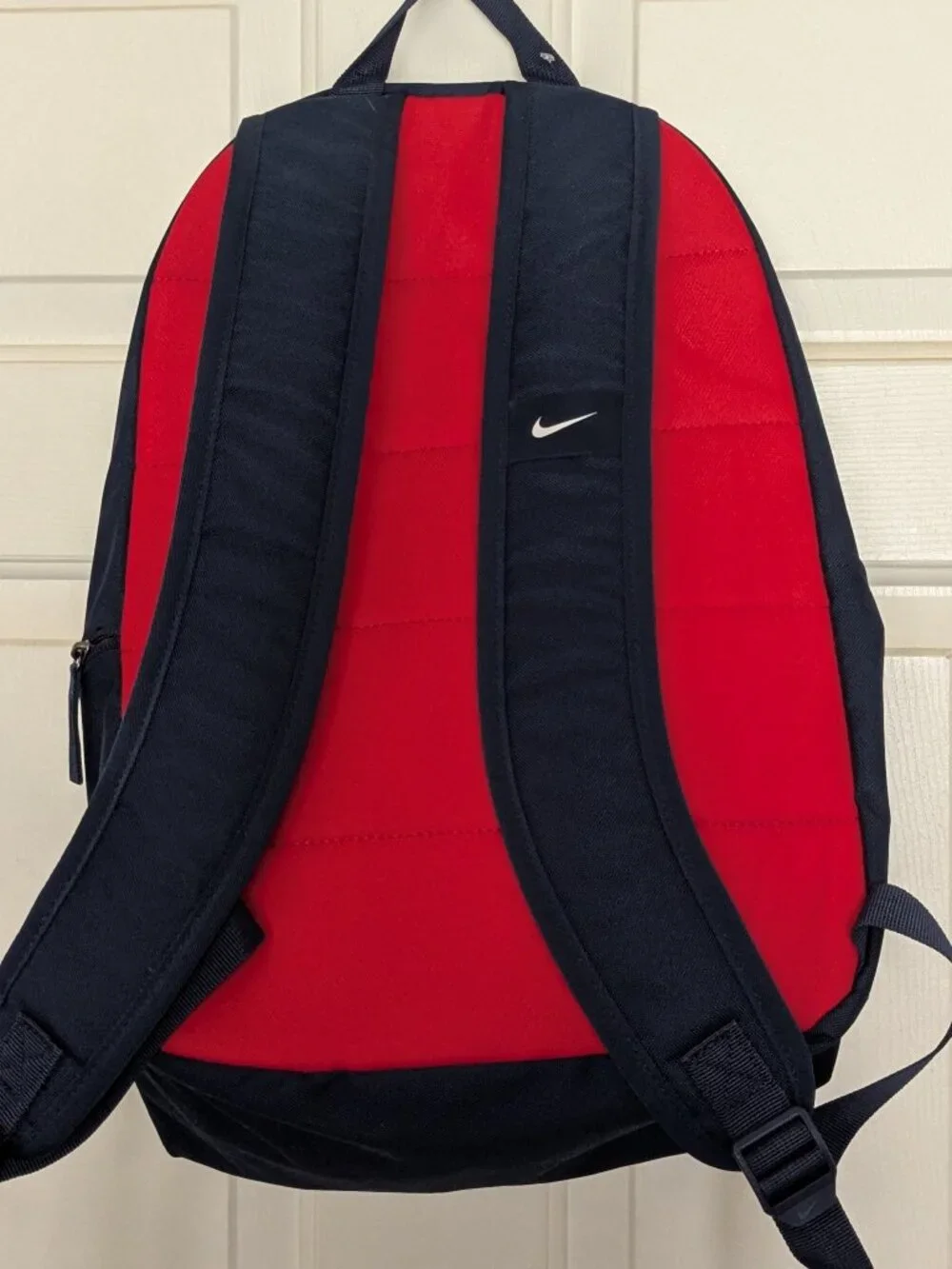 Nike Paris Saint-Germain Stadium Soccer Backpack .